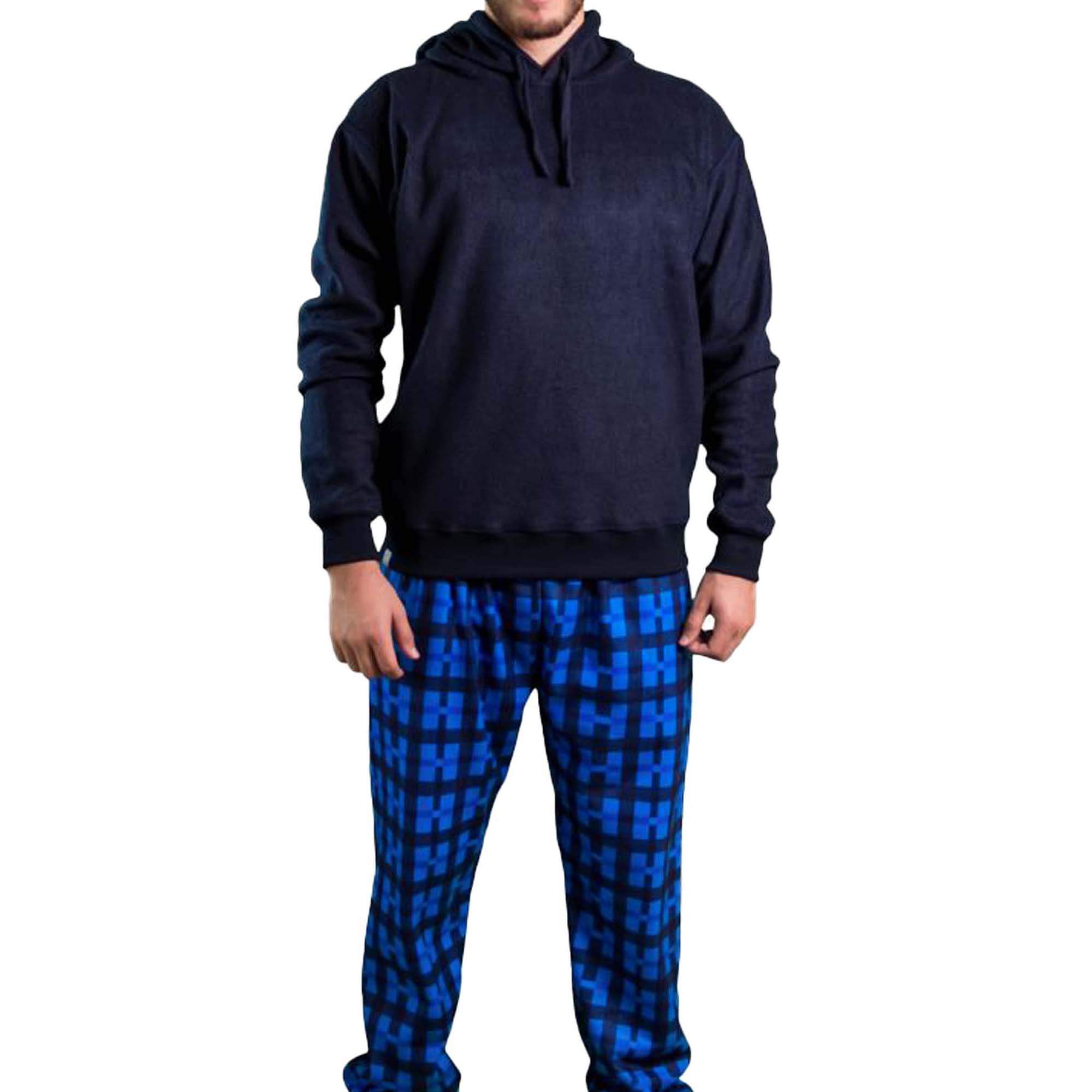 Detalle de Hombre medio cuerpo de frente vistiendo la Pijama Leñador Azul Oscuro de Arctic Fox Colombia
