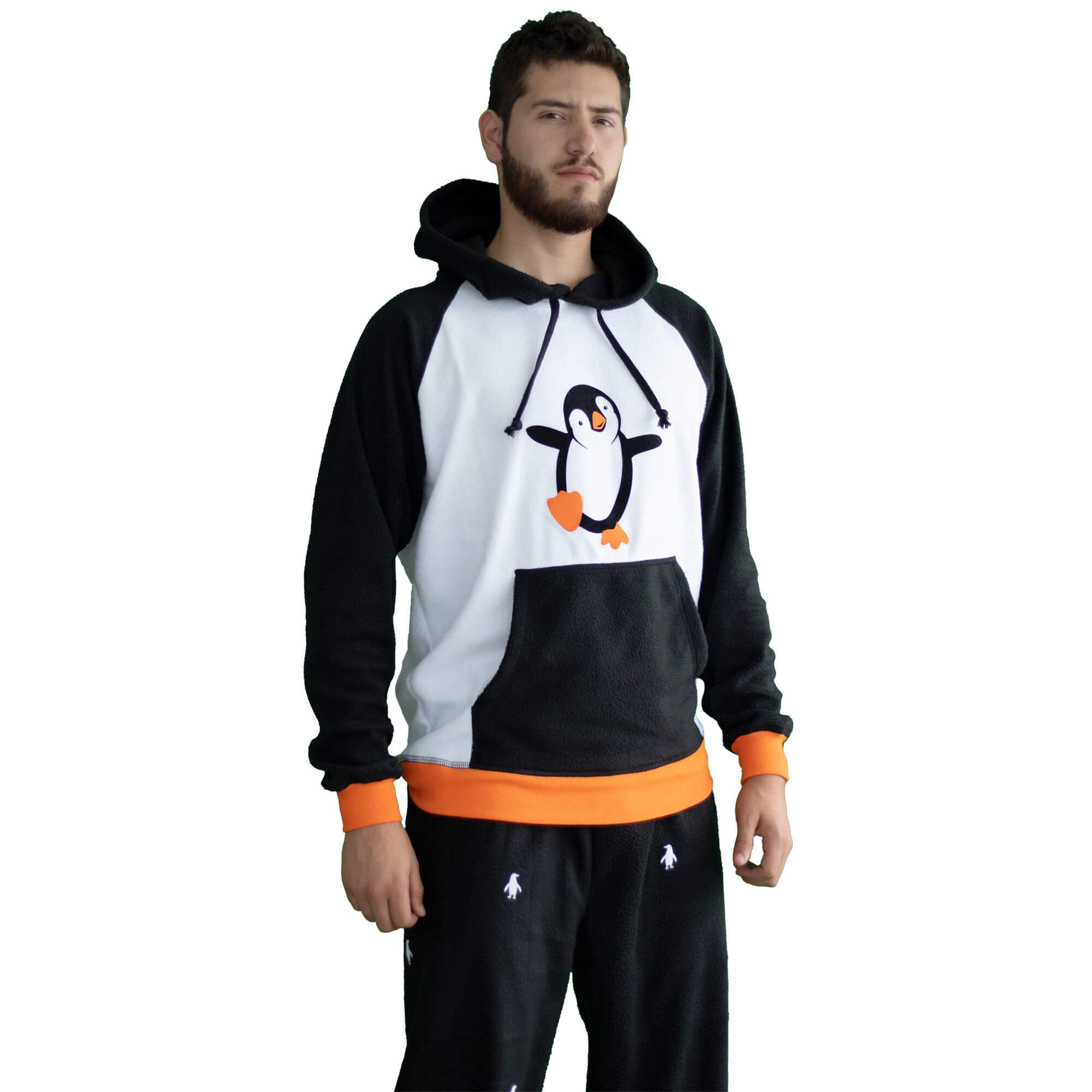 Hombre medio cuerpo lateral vistiendo la Pijama Pingüino de Arctic Fox Colombia